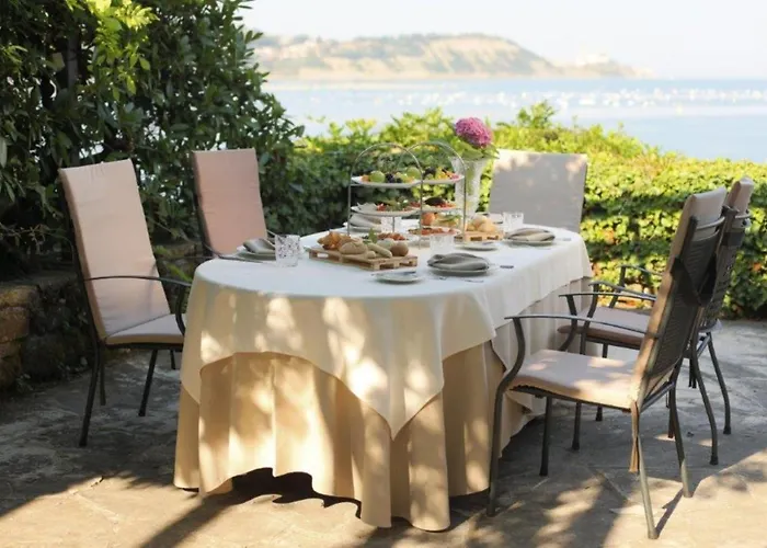 Tartini 4* סטרוניאן